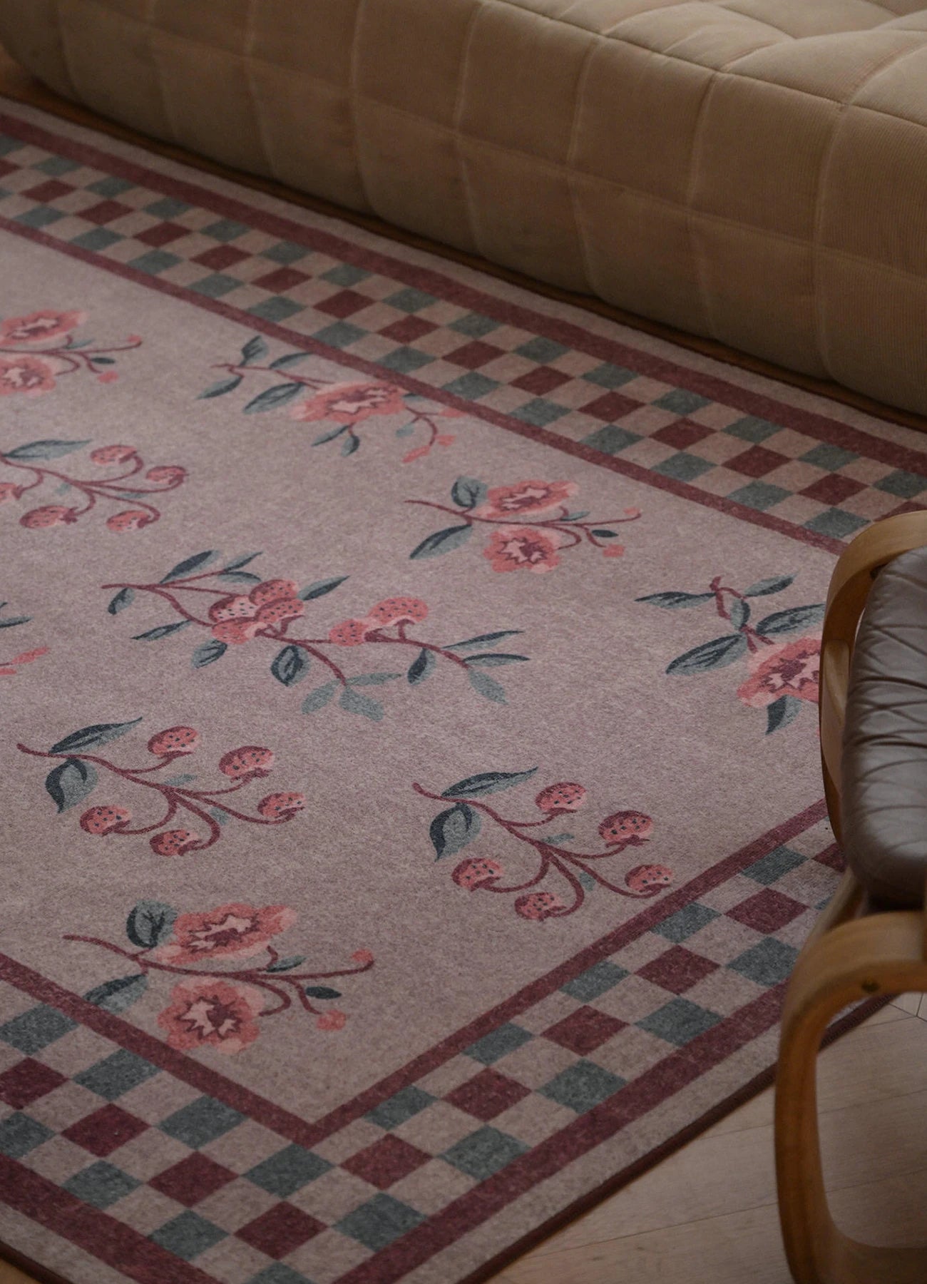 Katyusha Hand-Knotted Pastel Floral Rug