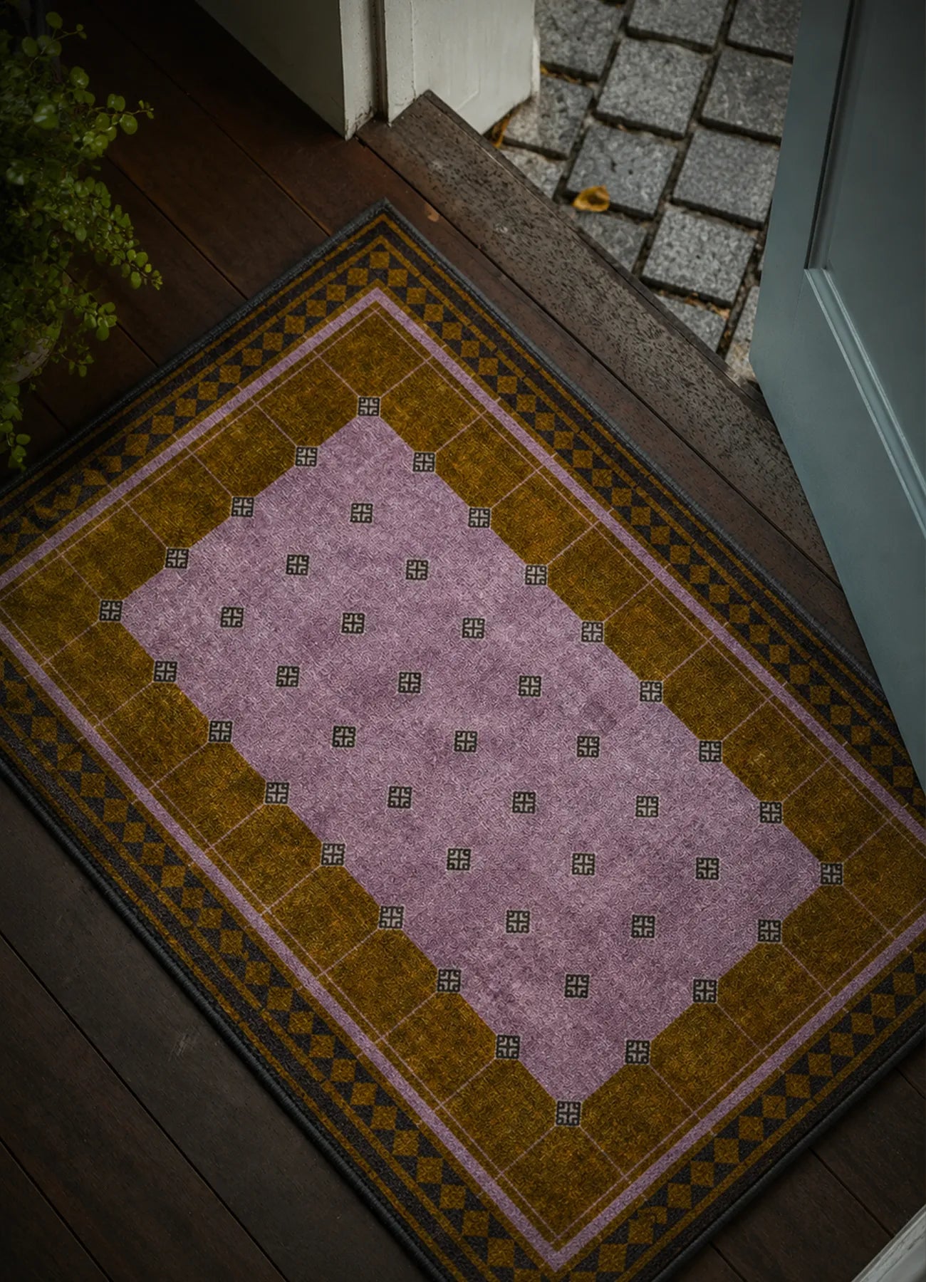 Nanyon Heritage Runner Rug